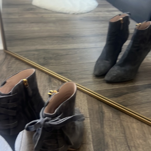 Miu miu suede boots. - Picture 5 of 7